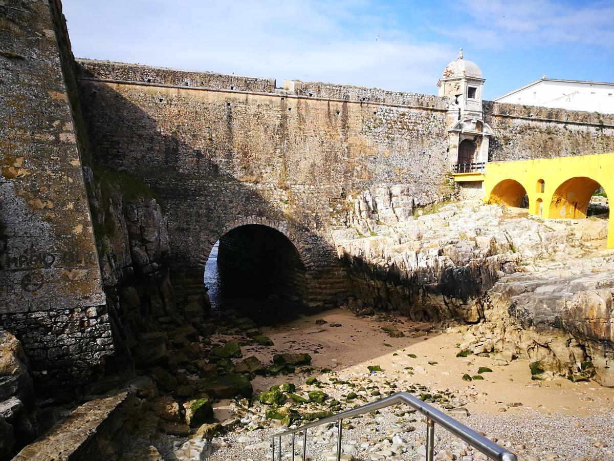 Peniche'S Blue & Yellow Exterior foto